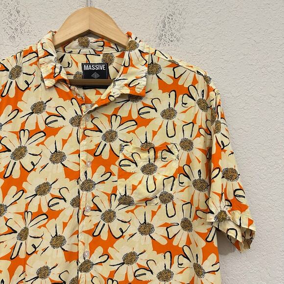 MASSIVE Daisy Shirt Orange Cream Floral Button Up Short Sleeve Hawaiian - Picture 3 of 8